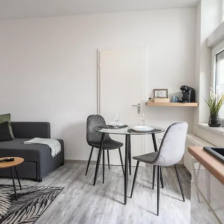 Mira Studioapartments Neu * كاستروب روكسل